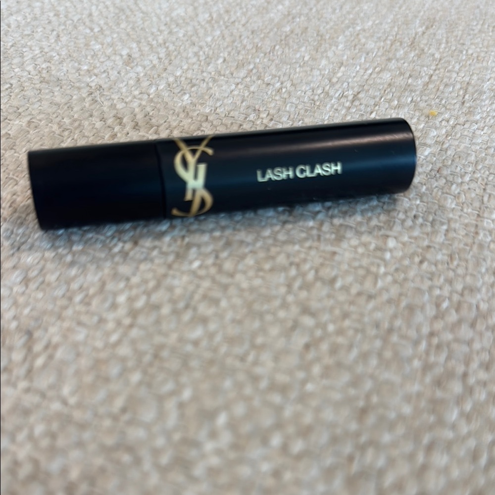 Yves Saint Laurent Black Mascara Lash Clash